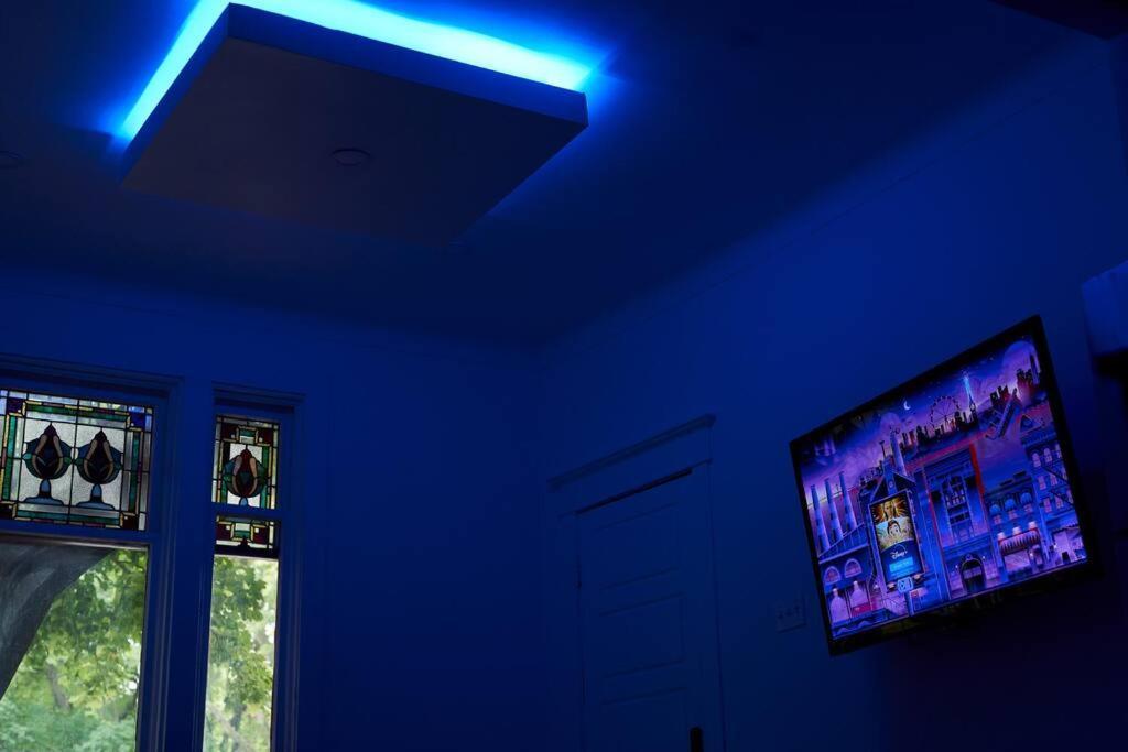 Blue Lounge ☆ Lafontaine Park ☆ Tv Cable Apartment Монреал Екстериор снимка