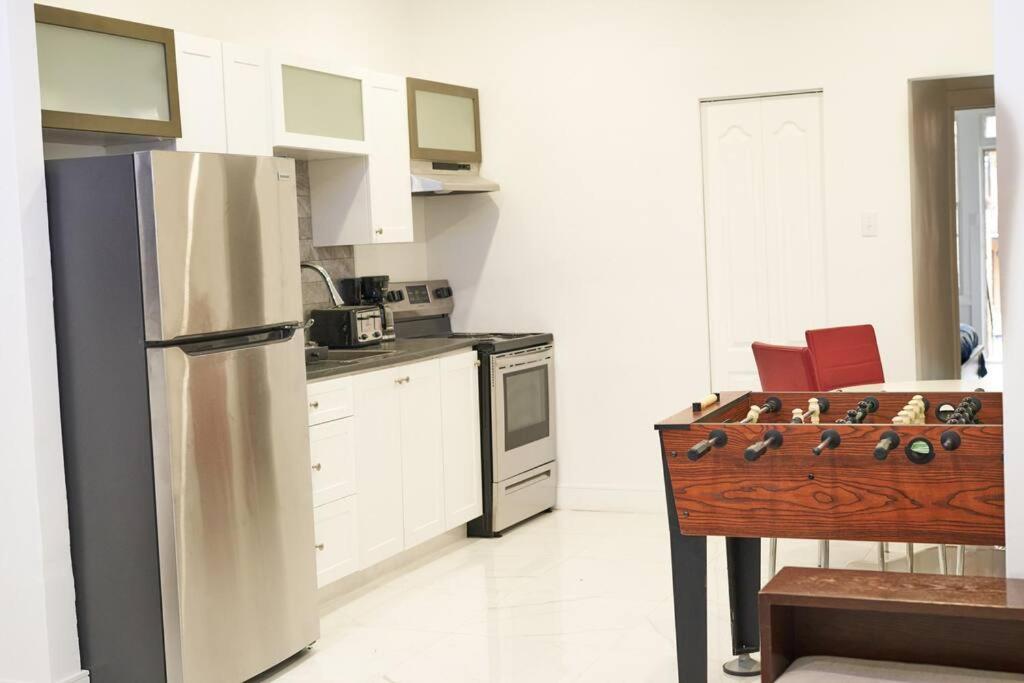 Blue Lounge ☆ Lafontaine Park ☆ Tv Cable Apartment Монреал Екстериор снимка